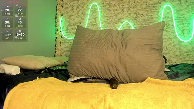 morochaa-fire (F young) - plug in ass x 7