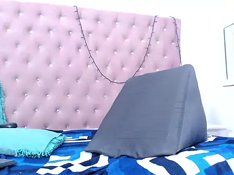 TiffannyValentine webcam