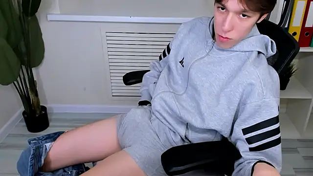 MarkBranston live sex cam