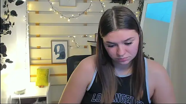 Josephine_Kiss webcam