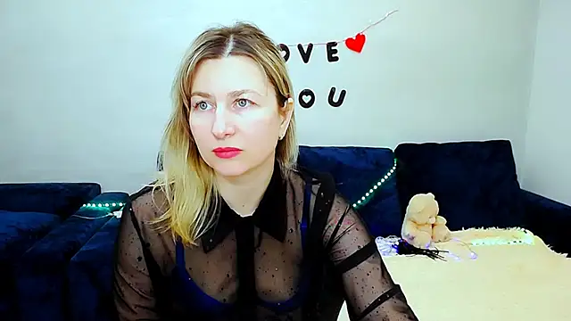 Incredible_Ariela webcam