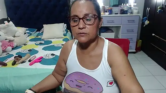 pervert_mommy_ (F mature) - give me your love