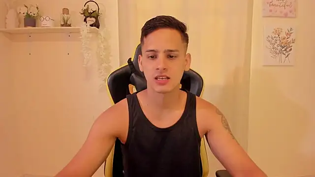 sexy_andres01 - Sexy_andres01's free webcam