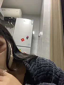 美女-CelesteFox-在线直播