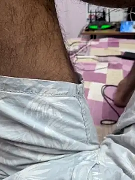 Hornyksg live sex cam