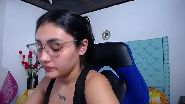 kathe-mills235 webcam