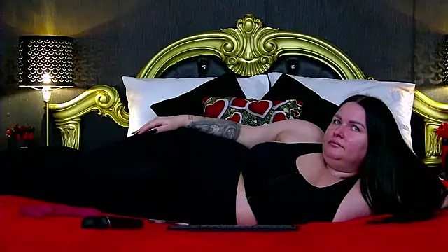 georgialerox (F young) - 🍑Twerk /leggings on🍑