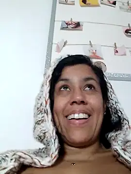 molly_newman6 (F milf) - Ride you cock 😈