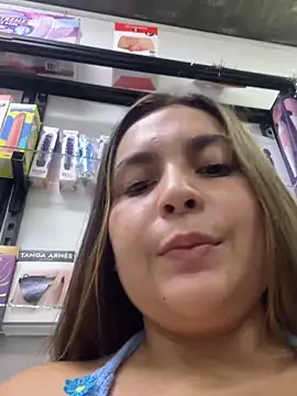 Webcam Model (sofiafantasy)  is live.Free join now!