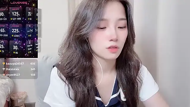 美女yuyu_77在线直播