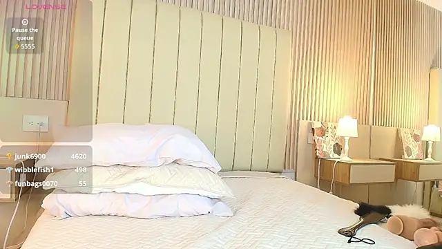 alessia_moon1 webcam