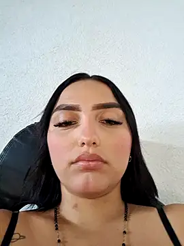 Mia_em webcam
