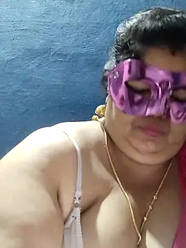 tamilthanushri webcam