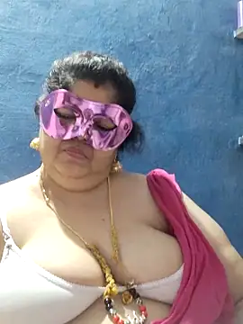 tamilthanushri (F milf) - Pusyy flash