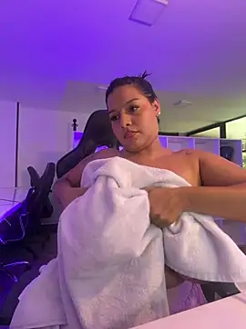 megan_bigboobs_ (F young) - bounce boobs out