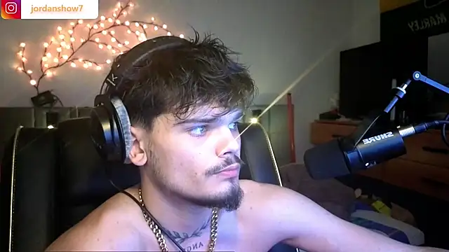 JordanShow webcam