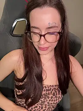 fuckdoll_18 - Fuckdoll_18's free webcam - UK Sex Cams