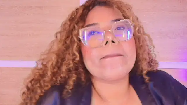 _nickypurple_ webcam