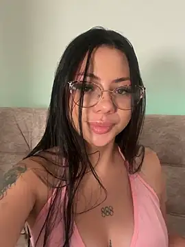 megan_ivy - Megan_Ivy's free webcam - UK Sex Cams