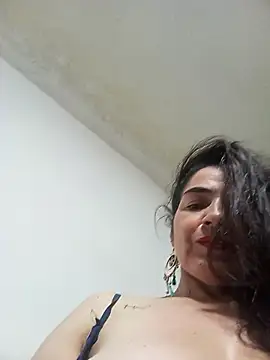 Webcam Model (MaryRoze_)  is live.Free join now!