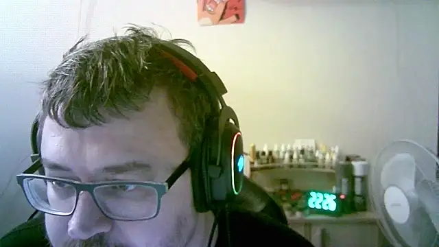 sirabuser (Ask my age) - happy weekend