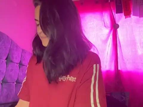 bliinkii_and_luka_ webcam