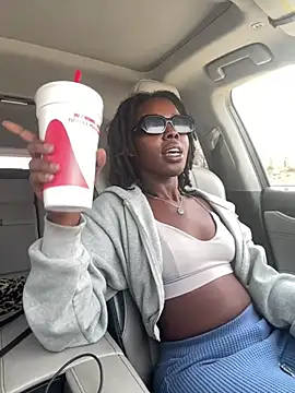 choclatepeaach webcam