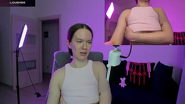 Goddess_of_Fertility webcam