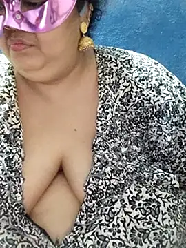 tamilthanushri webcam