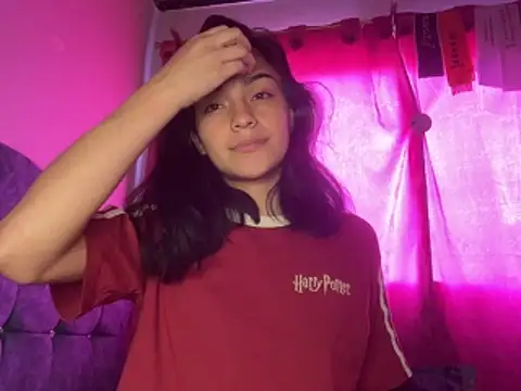 bliinkii_and_luka_ webcam