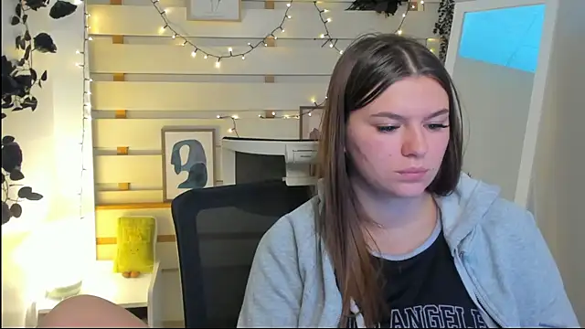 Josephine_Kiss webcam