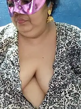 tamilthanushri webcam