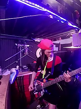 AllucyLu live sex cam