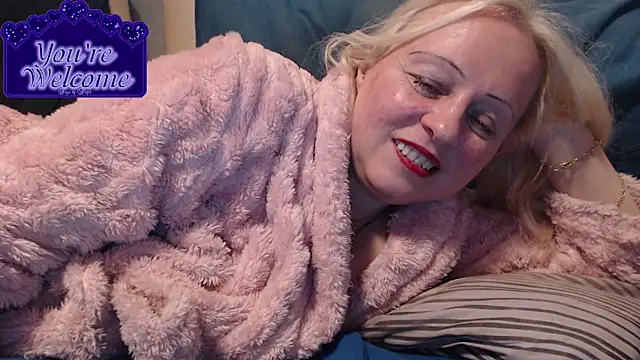 martachatte (F mature) - squirt