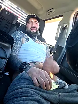 Beardedtattood live sex cam