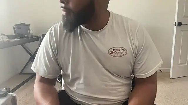 bbcfun44 - Bbcfun44's free webcam