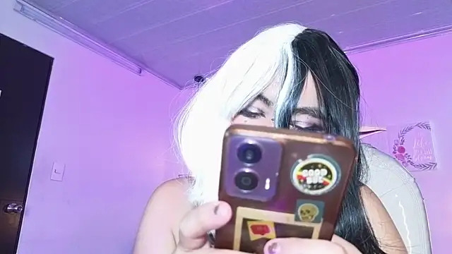 NinaSakura_Eup webcam