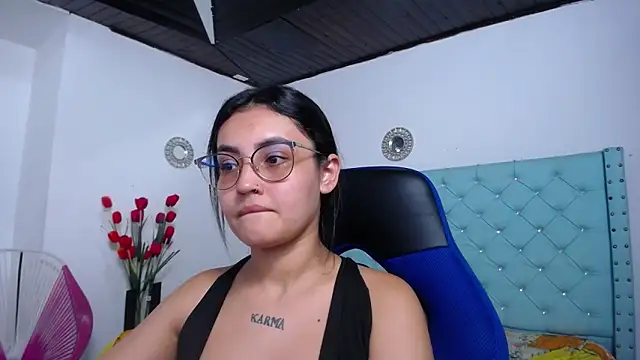 kathe-mills235 webcam