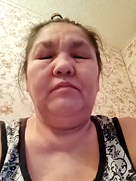 Zulfiya_Bruce webcam