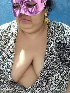 tamilthanushri webcam