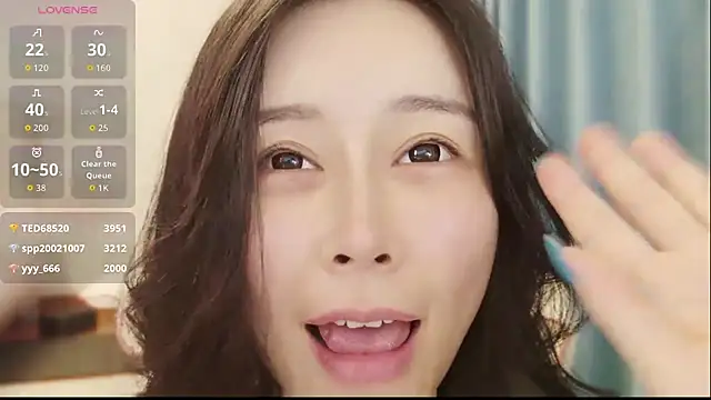 yiyi_3523 (F young) - 今天素颜直播