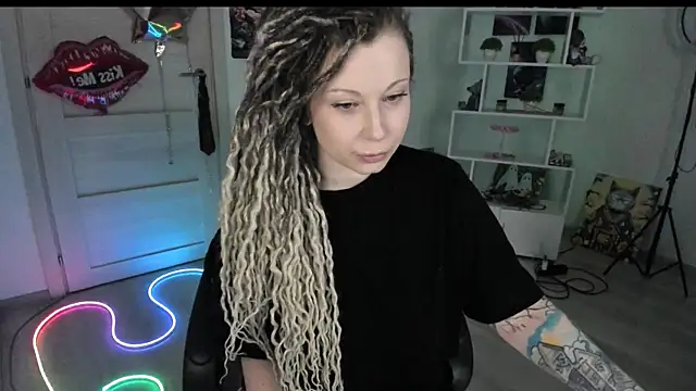 HoneySallyMoore webcam