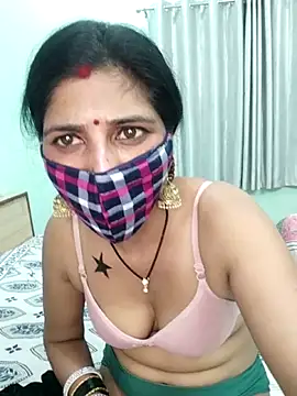 Webcam Model (Divine_Lustt)  is live.Free join now!