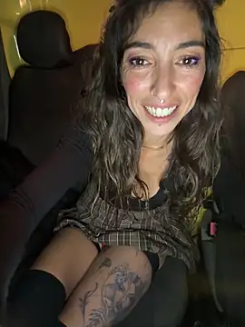 Amani_thewolf live sex cam