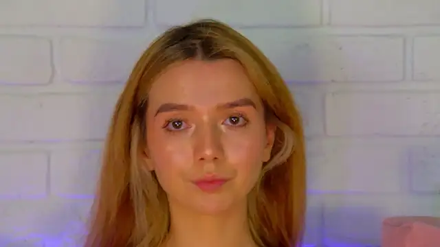 vanessavienne - VanessaVienne's free webcam