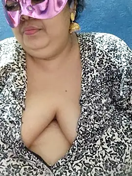 tamilthanushri webcam