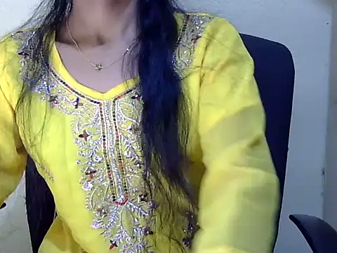 Khushi_v webcam