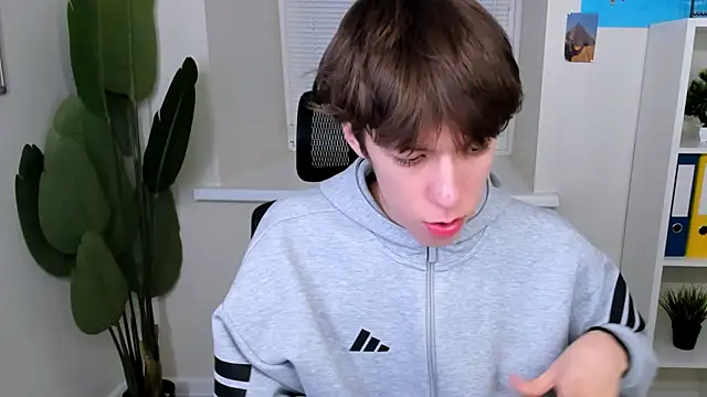 markbranston (M twink) - suck dildo