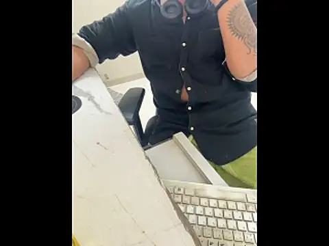 flirtyxboy (M young) - ❤️‍🔥FULL SHOW NUDE🍆💪