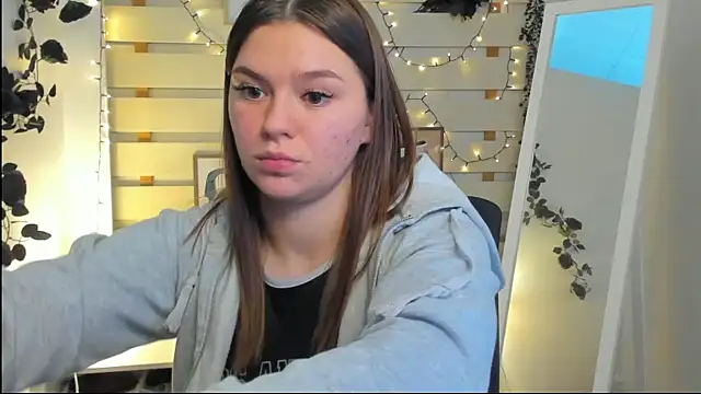 Josephine_Kiss webcam